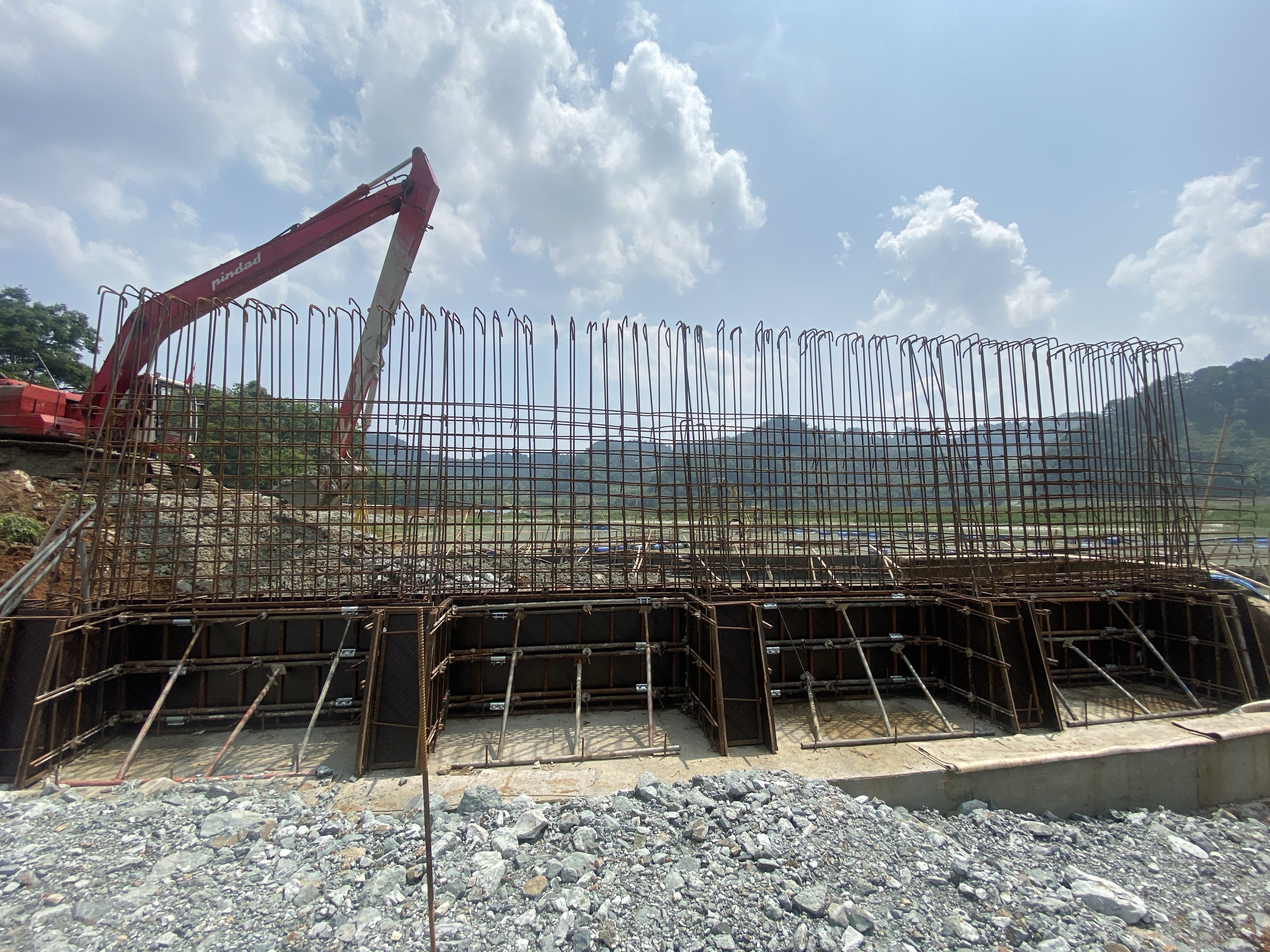 Grouting dan Injeksi Beton: Apa Bedanya dan Kapan Digunakan?